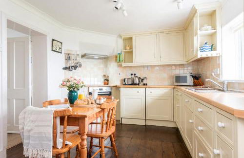 Old Coastguard Cottage with uninterrupted sea views - Foto 5