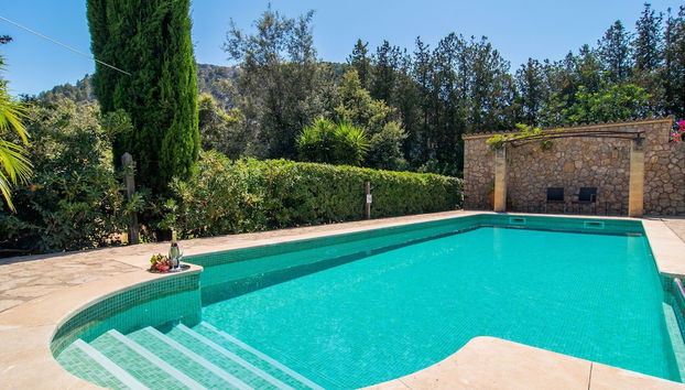 VILLA LLENYATER by MAINVILLAS you home less than 1km from the center of Pollença - Foto 2, Habitación