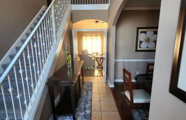 Luxurious 11 Large beds with Jetted Tub 3000 Sq ft - Foto 50