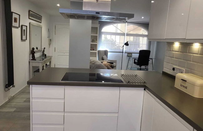 Duplex Apt, 3 Bedroom, Sleeps 6, Pool - Foto 6