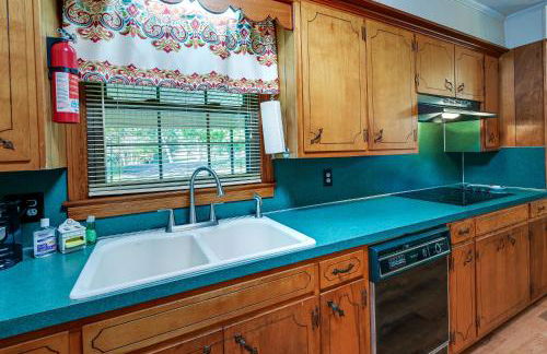 Game Nights, BBQs and Family Fun Union Grove Escape - Foto 11