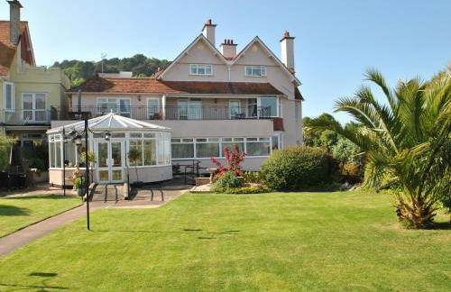 Beachside Suites - Photo 2