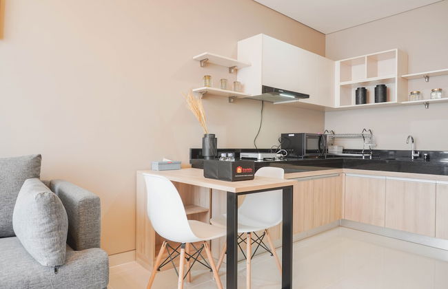 Elegant 2BR Ciputra International Apartment near Puri Indah Mall - Photo 20