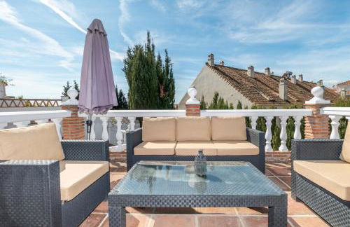 VILLA BARRANCO Big terrace, private pool & parking - Photo 3