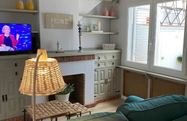 Casita pueblo al lado Del Mar-Vilasardemarlux4 - Foto 1