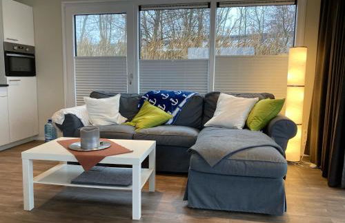 Schwimmende Ferienwohnung, Hausboot Urlaub als Festlieger am Steg - Foto 8