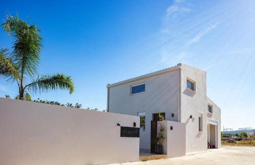 Solis Villa, with Heated Pool & 5 minutes to Beach, By ThinkVilla - Photo 20