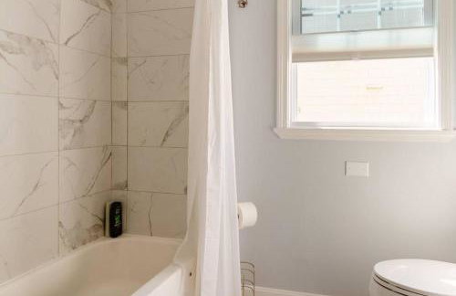 Luxury 3BD Condo in the heart of Providence - Photo 14