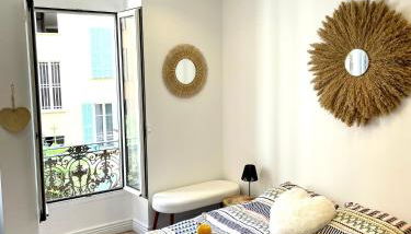 Charmant 2 Pièces avec balcon - Foto 2