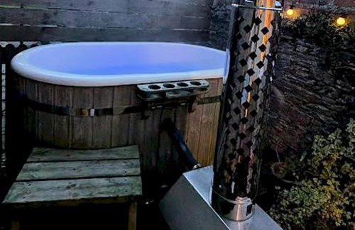 Pass the Keys Cosy Romantic Getaway with Hot Tub - Foto 21