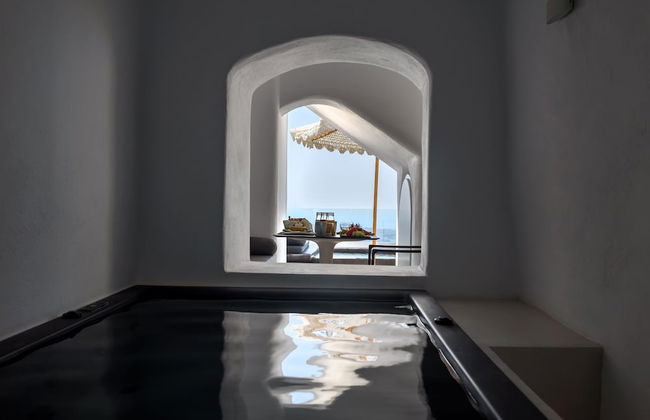 Nefeles Luxury Suites - Photo 75