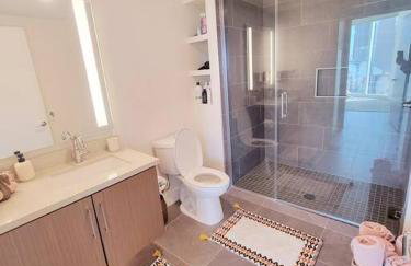 Bayviews Lux One-bedroom Apartment 1min to Petco Park Convention Center Gaslamp Pool, Hot Tub - Foto 49