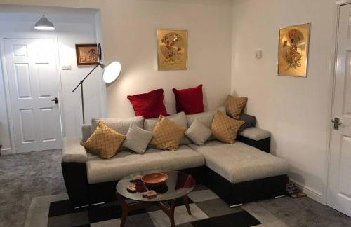 Tranquil Welsh Mountain Gem, Abertillery, Wales - Foto 22