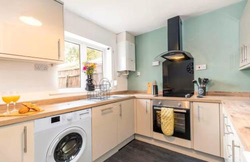 DiscountsContractorsWIFIFree ParkingSmart TV - Foto 13