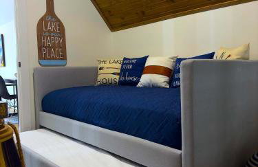 White Pines Lodge- Wooded Retreat - Foto 13