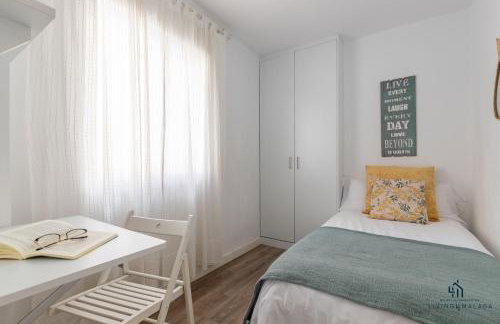 Living4Malaga Sea Breeze Apartment - Photo 11