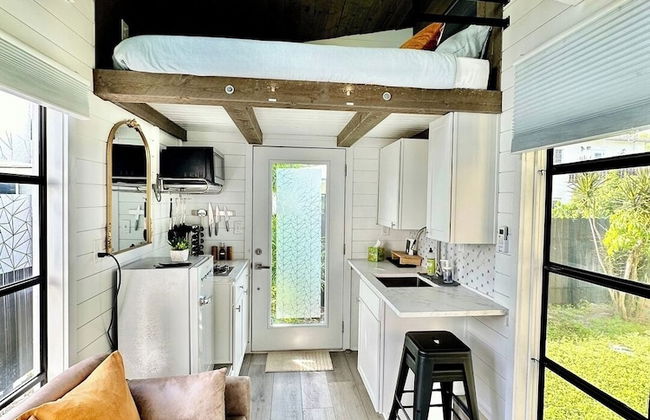 Tiny House Near Miami Design District - Photo 2
