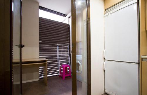 Apartamentos Adelfas - Photo 8