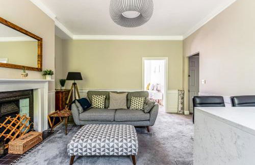 Luxury Converted Victorian Flat in Leafy Highbury - Pass the Keys - Foto 8