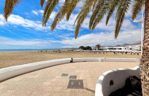 Home2Book Bright Casa Rocío Playa Honda, Terrace - Foto 18