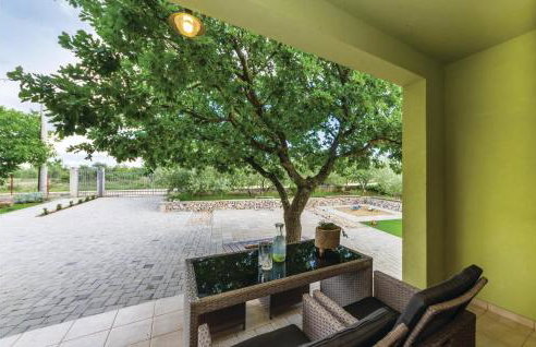 Two-Bedroom Holiday Home In Biograd - Foto 16