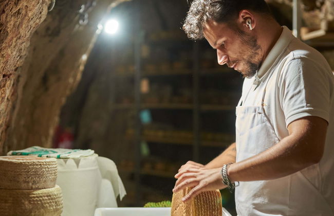 Cabeza del Buey Cheese Tasting - Photo 1