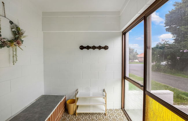 Inner City Retreat - WiFi - Netflix - Photo 49