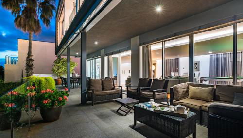 Casa Martinhos by LovelyStay - Photo 2