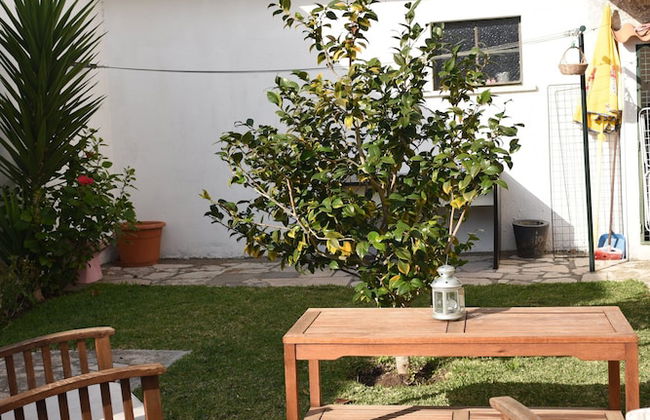 Two Bedroom Self Contained House - Photo 39