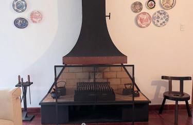 Chácara Casa Amarela - estrutura completa de lazer - ambientes elegantes e exclusivos - campo de futebol e bocha - piscina - lareiras - 10 min Rota do Vinho - Foto 15