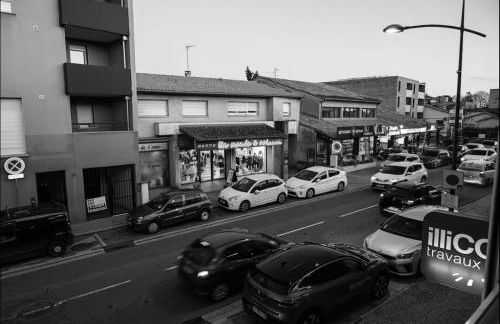 Évasion chic à Aucamville - Parking Privé - CLIM - Photo 12