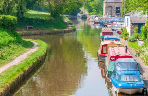 Beautiful Retreat - Hot Tub, Stunning Views & Late Checkout - Abergavenny - Foto 39