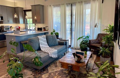 Cozy Guesthouse with Rooftop Deck - Foto 1