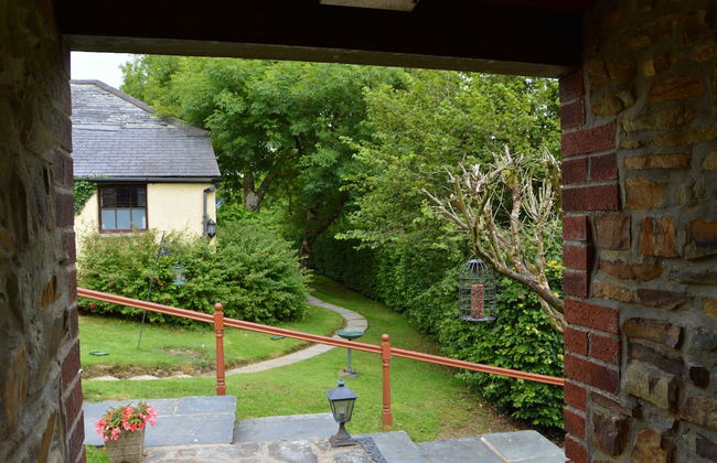 Shipload Cottage - Photo 16