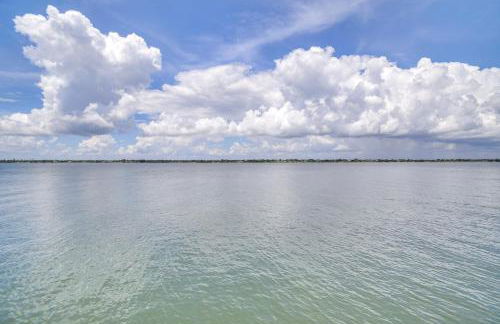 Waterfront Nettles Island Beach House Pool Access - Photo 2