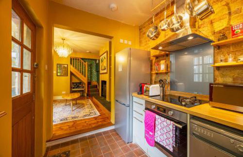 City Centre Luxury House - Garden Oasis, Kingsize beds - Foto 15