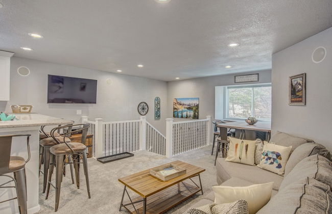 Verdant Oasisluxury, Traveler's Home W/hottub! - Foto 23