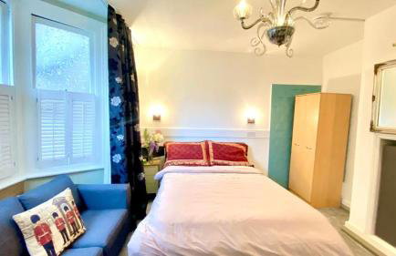 Modern and cosy studio flat - Photo 9