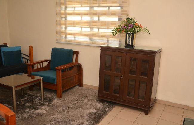 Flat 7 a and b - Photo 16