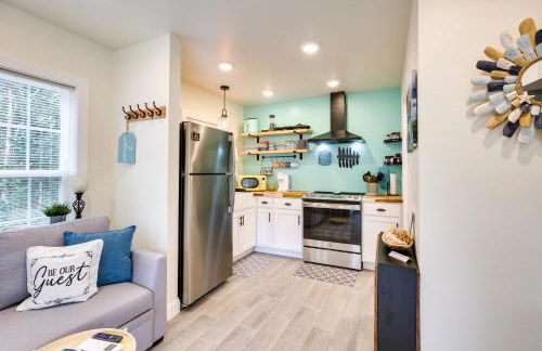 Cozy Cottage Minutes to Downtown Southport! - Foto 7