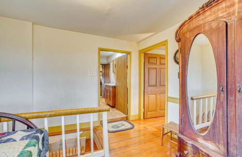 Rural and Historic Detour Escape with Horses On-Site! - Foto 30