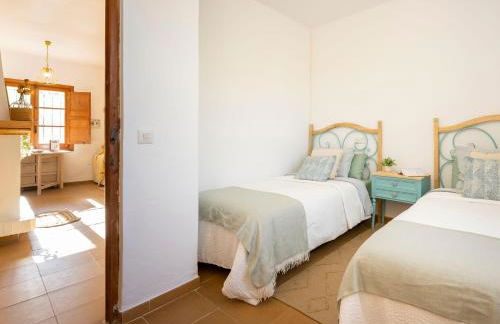 Villa con piscina cerca de la playa - Photo 43