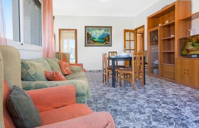 Alonso in Vidreres With 4 Bedrooms and 1 Bathrooms - Photo 8