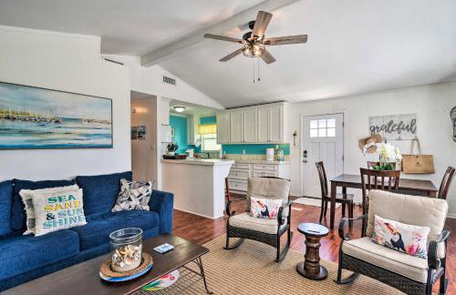 Lively Galveston Home with Deck and Beach Views! - Foto 5