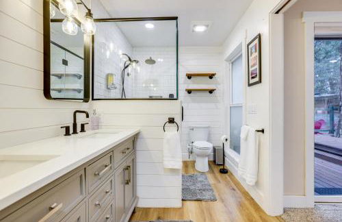 3 Mi to Old Mill District Family Retreat with Yard - Foto 16