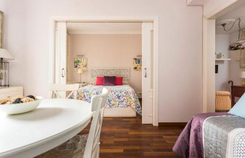 Beautiful & Luxury Apartment centrally-located - Photo 3