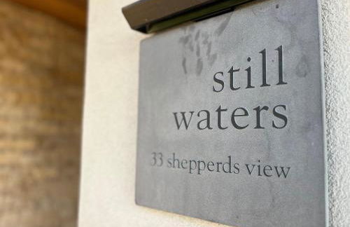 Still Waters - Luxury Lakeside Retreat with Hot Tub - Photo 49