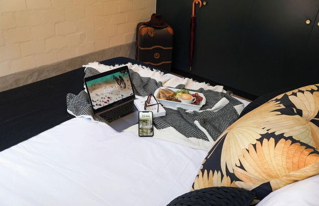 THREE43 on B - Fluent Serviced Apartments - Foto 30