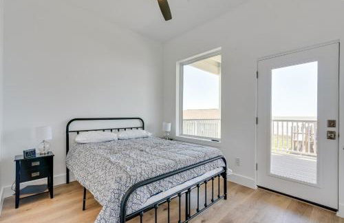 Ocean Views, Steps to Sand! Coastal Galveston Gem - Foto 22