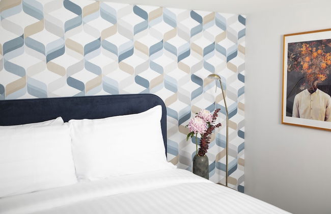 Bob W Commercial House - Photo 23